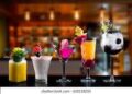 The-art-of-cocktail-presentation-and-drink-garnishing